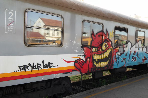 Поезд Белград-Бар
