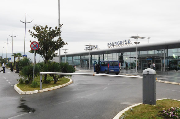 Аэропорт Подгорица (Голубовци)