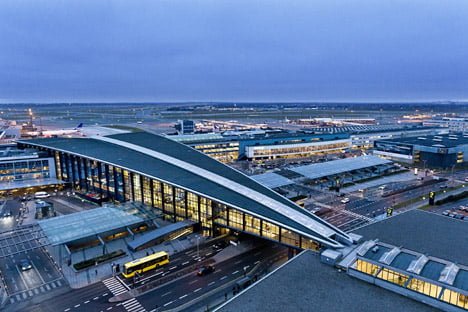 Аэропорт Копенгаген, также известный как Каструп