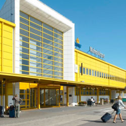 Международный аэропорт Мальме, ранее известный как Стуруп