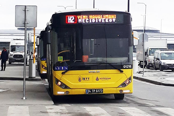 Автобусы İETT в аэропорту Стамбула